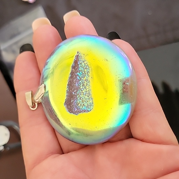 Rainbow Druzy pendant with silver - Picture 3 of 5